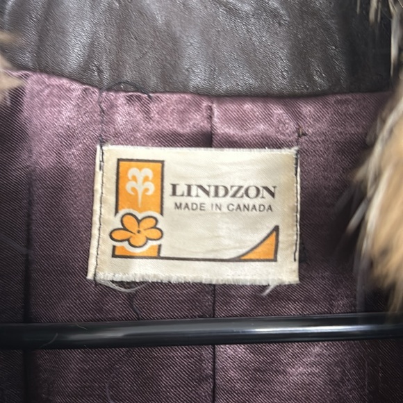 Gorgeous Vintage Size XS Brown Leather Bomber Jacket with Fox Fur Collar & Belt - Picture 13 of 15